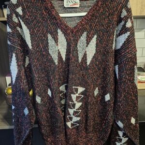 Women's V-Neck Patterned Sweater - Black and White